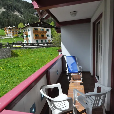 Casa Azzurra Appartement Pozza di Fassa Buitenkant foto